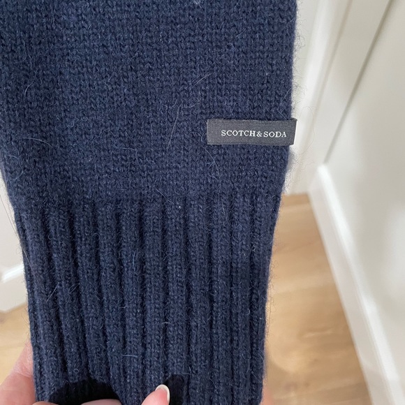 Men’s Scotch & Soda Sweater - Picture 5 of 8